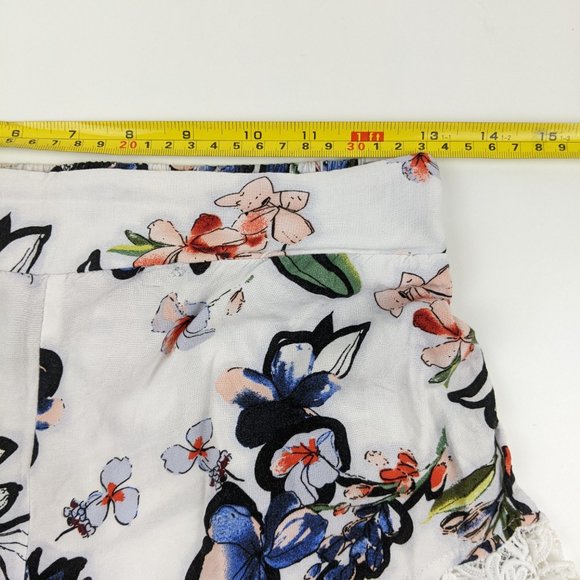 Revamped White Shorts with Blue and Red Flowers Small - Picture 8 of 9